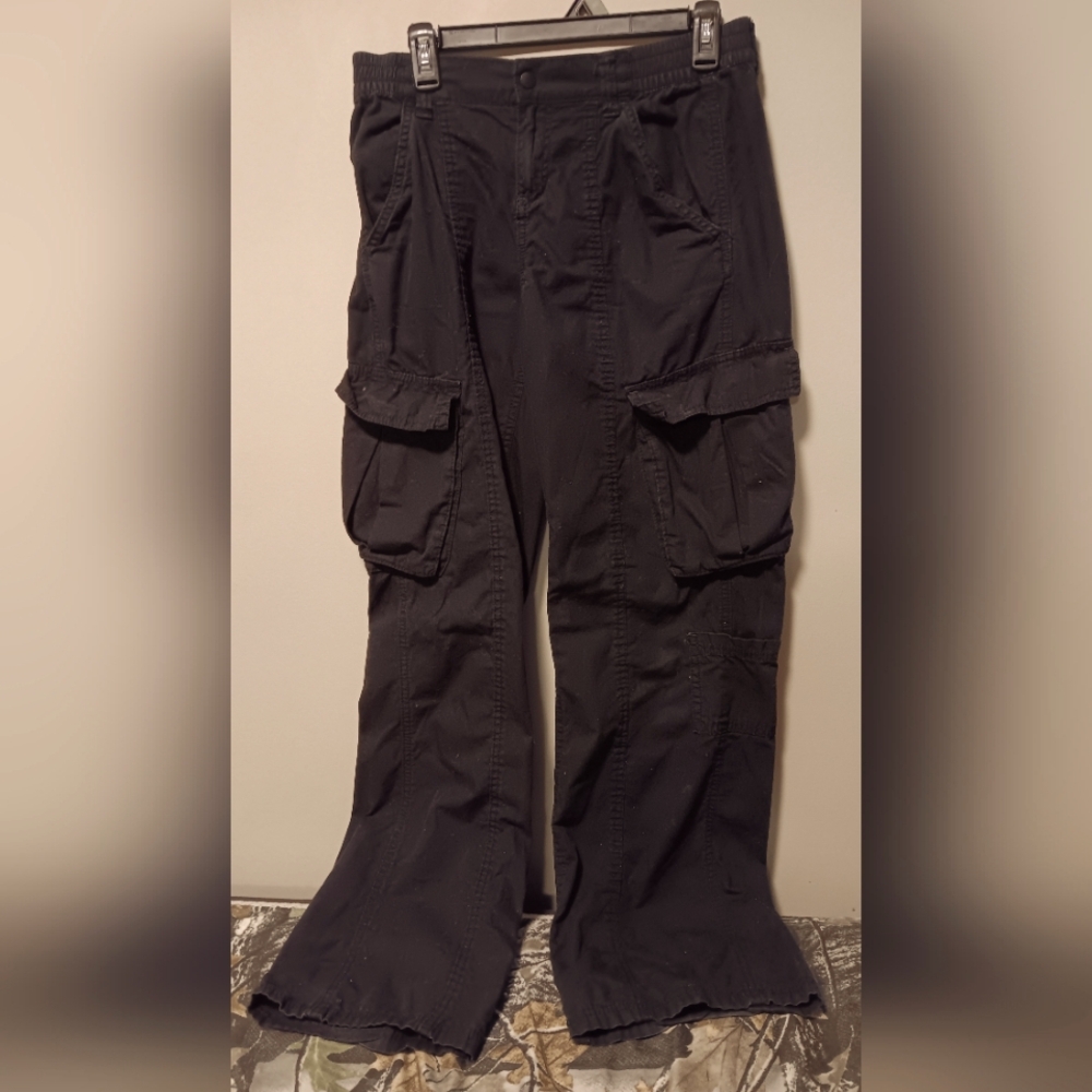 H&M Black Wide-Leg Cargo Pants Size 4